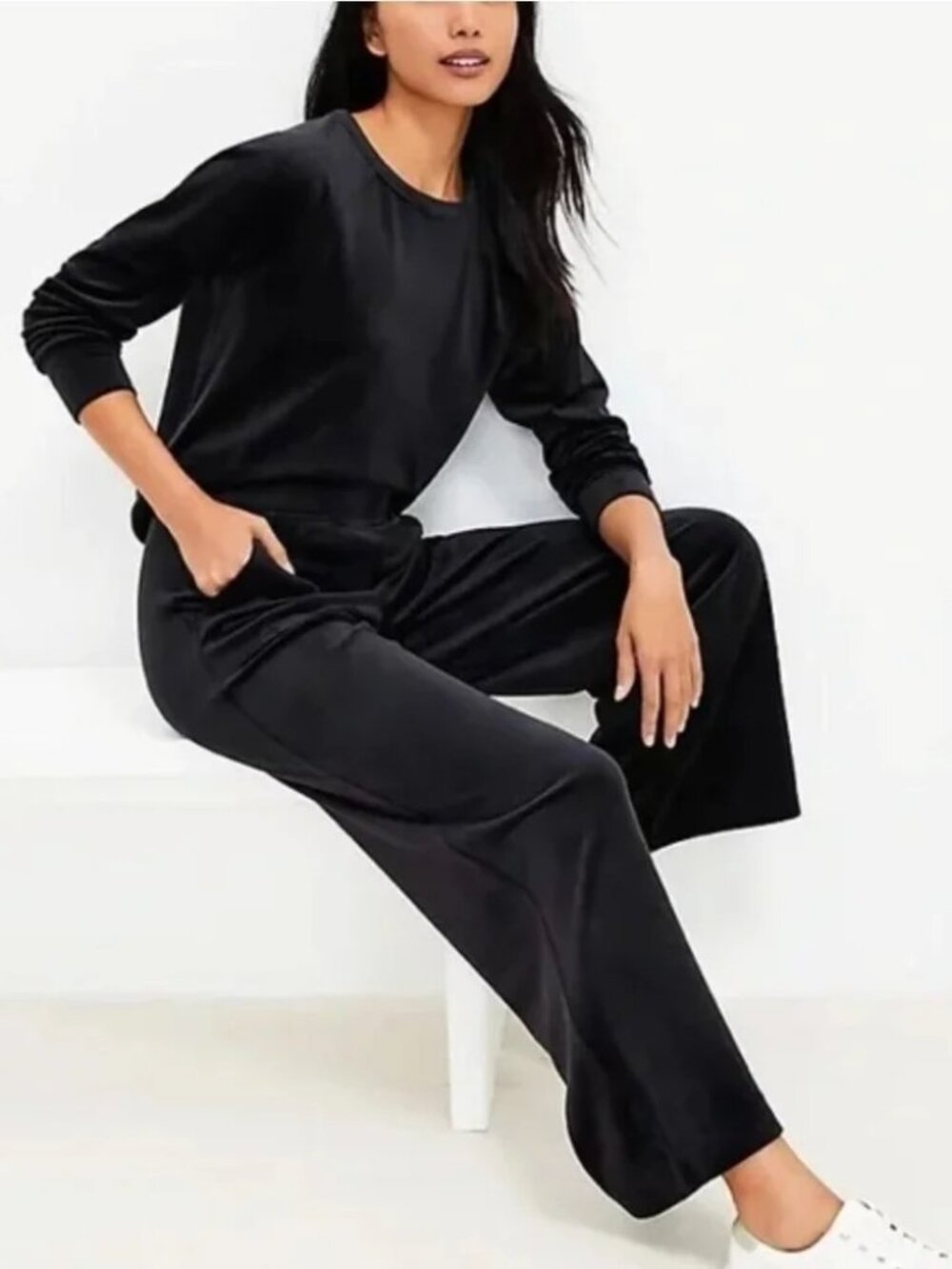 Lou & Grey Black Velour Sweatshirt and Wide Leg Pants Size S